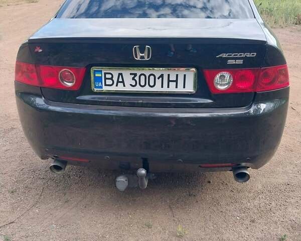 Черный Хонда Аккорд, объемом двигателя 2.4 л и пробегом 250 тыс. км за 5800 $, фото 3 на Automoto.ua