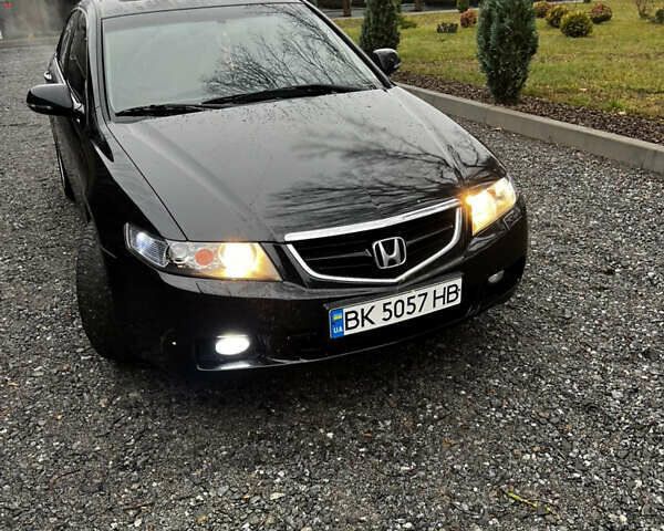 Черный Хонда Аккорд, объемом двигателя 2.35 л и пробегом 365 тыс. км за 5299 $, фото 6 на Automoto.ua