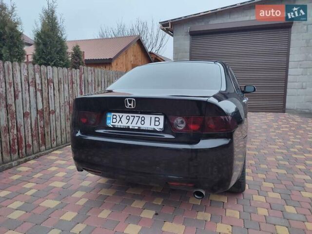 Чорний Хонда Аккорд, об'ємом двигуна 2 л та пробігом 355 тис. км за 5900 $, фото 6 на Automoto.ua