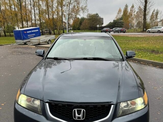 Черный Хонда Аккорд, объемом двигателя 2.2 л и пробегом 283 тыс. км за 2600 $, фото 7 на Automoto.ua