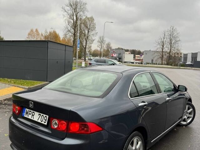 Черный Хонда Аккорд, объемом двигателя 2.2 л и пробегом 283 тыс. км за 2600 $, фото 6 на Automoto.ua