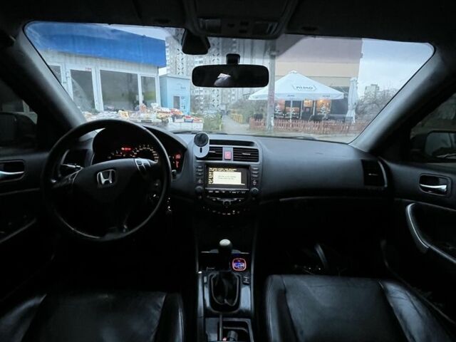 Черный Хонда Аккорд, объемом двигателя 2.2 л и пробегом 500 тыс. км за 3198 $, фото 10 на Automoto.ua