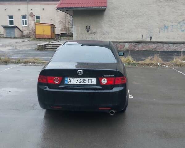 Черный Хонда Аккорд, объемом двигателя 2 л и пробегом 290 тыс. км за 5800 $, фото 1 на Automoto.ua