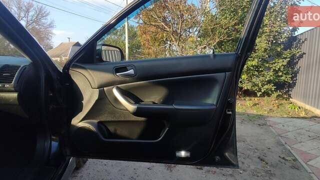 Черный Хонда Аккорд, объемом двигателя 2.35 л и пробегом 250 тыс. км за 5750 $, фото 12 на Automoto.ua