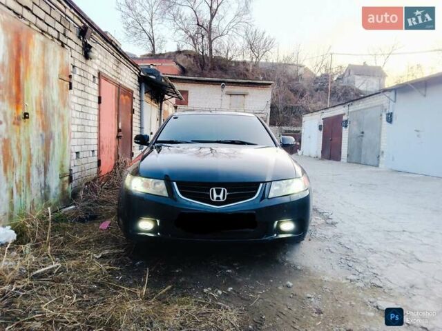 Чорний Хонда Аккорд, об'ємом двигуна 2.2 л та пробігом 241 тис. км за 5500 $, фото 4 на Automoto.ua