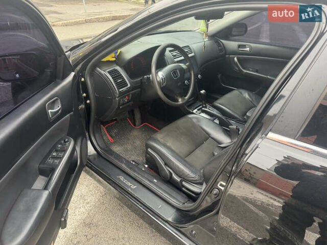 Черный Хонда Аккорд, объемом двигателя 2 л и пробегом 329 тыс. км за 5300 $, фото 11 на Automoto.ua