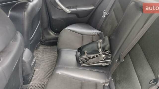 Черный Хонда Аккорд, объемом двигателя 2 л и пробегом 180 тыс. км за 6100 $, фото 9 на Automoto.ua