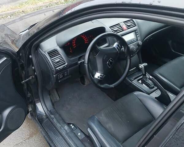 Черный Хонда Аккорд, объемом двигателя 2 л и пробегом 290 тыс. км за 5800 $, фото 5 на Automoto.ua