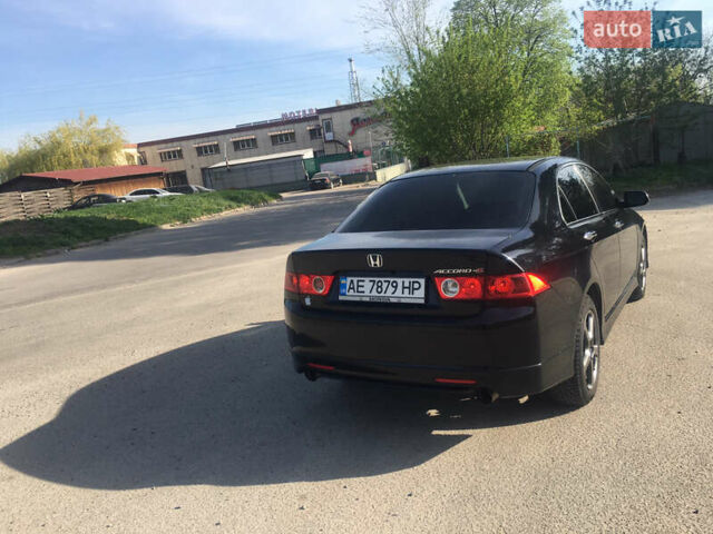 Черный Хонда Аккорд, объемом двигателя 2.35 л и пробегом 300 тыс. км за 6500 $, фото 1 на Automoto.ua