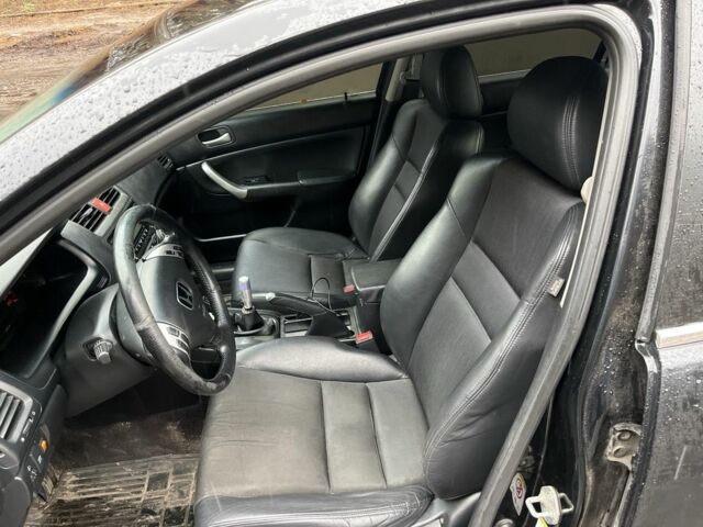 Чорний Хонда Аккорд, об'ємом двигуна 2.2 л та пробігом 300 тис. км за 2600 $, фото 11 на Automoto.ua