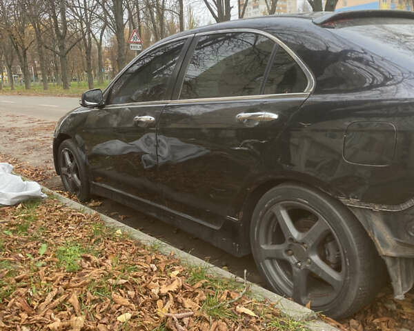 Чорний Хонда Аккорд, об'ємом двигуна 2.4 л та пробігом 390 тис. км за 3200 $, фото 3 на Automoto.ua