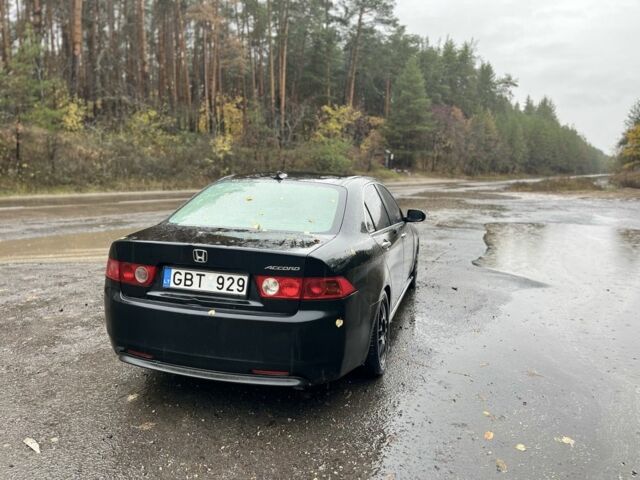 Чорний Хонда Аккорд, об'ємом двигуна 2.2 л та пробігом 300 тис. км за 2600 $, фото 5 на Automoto.ua