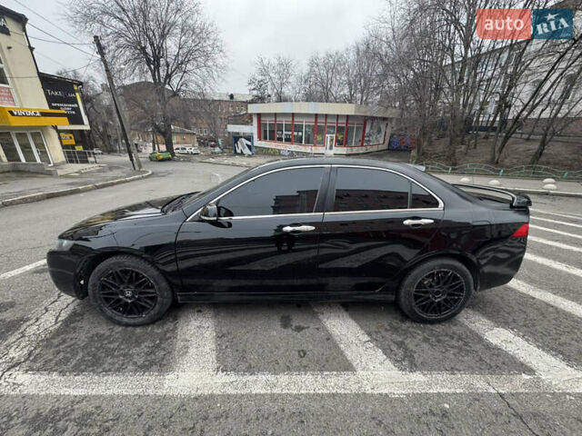 Черный Хонда Аккорд, объемом двигателя 2 л и пробегом 329 тыс. км за 5300 $, фото 2 на Automoto.ua