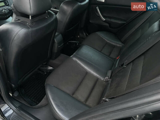 Черный Хонда Аккорд, объемом двигателя 2.35 л и пробегом 325 тыс. км за 6200 $, фото 11 на Automoto.ua