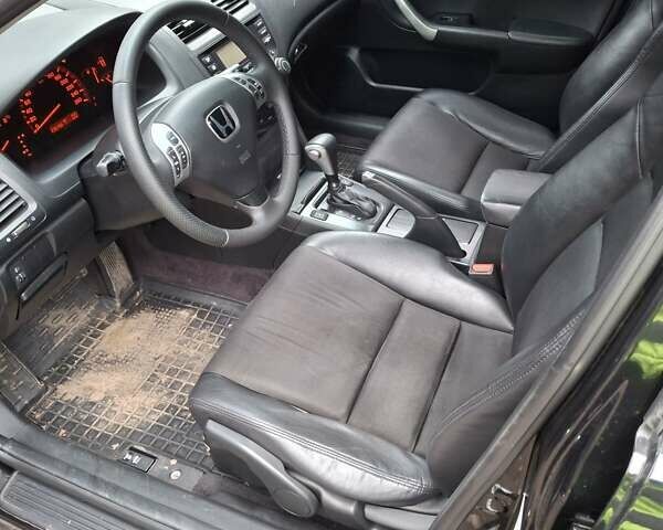 Чорний Хонда Аккорд, об'ємом двигуна 2 л та пробігом 236 тис. км за 6500 $, фото 5 на Automoto.ua