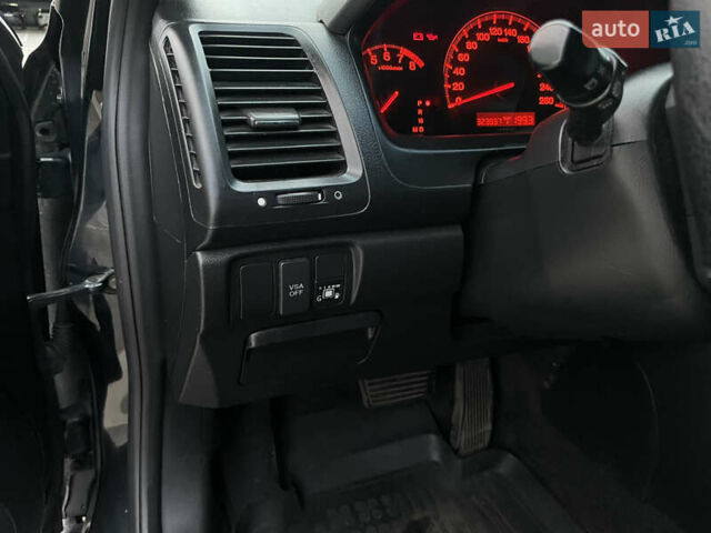 Черный Хонда Аккорд, объемом двигателя 2.35 л и пробегом 325 тыс. км за 6200 $, фото 8 на Automoto.ua