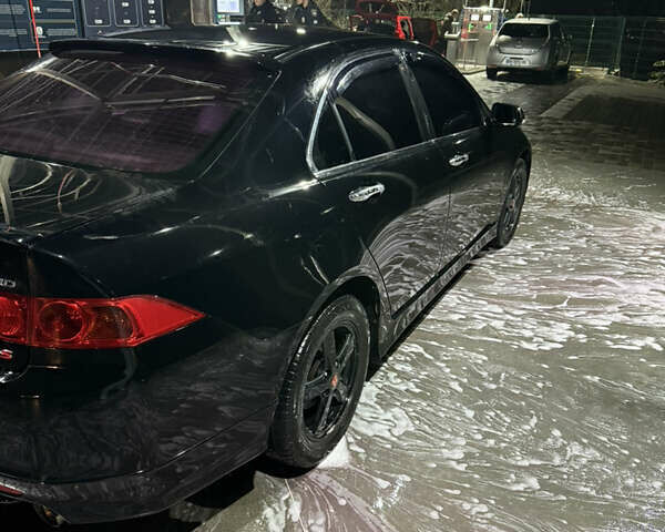 Чорний Хонда Аккорд, об'ємом двигуна 2.4 л та пробігом 303 тис. км за 6600 $, фото 5 на Automoto.ua