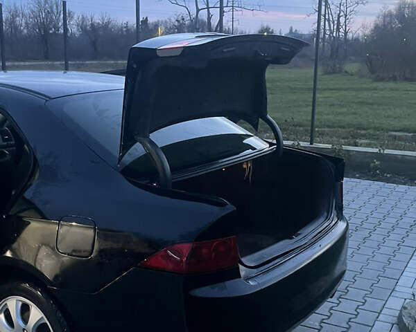 Чорний Хонда Аккорд, об'ємом двигуна 2 л та пробігом 301 тис. км за 4900 $, фото 3 на Automoto.ua