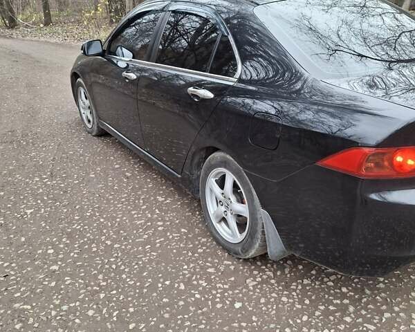 Чорний Хонда Аккорд, об'ємом двигуна 2 л та пробігом 236 тис. км за 6500 $, фото 3 на Automoto.ua