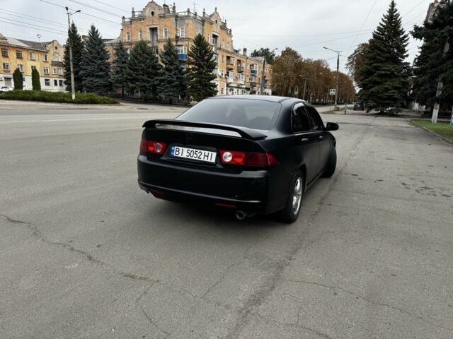 Чорний Хонда Аккорд, об'ємом двигуна 2 л та пробігом 325 тис. км за 4600 $, фото 4 на Automoto.ua
