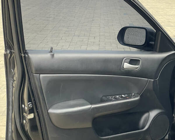 Чорний Хонда Аккорд, об'ємом двигуна 2.35 л та пробігом 270 тис. км за 5700 $, фото 15 на Automoto.ua