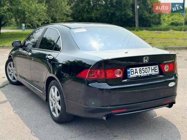 Черный Хонда Аккорд, объемом двигателя 2.4 л и пробегом 270 тыс. км за 5800 $, фото 3 на Automoto.ua