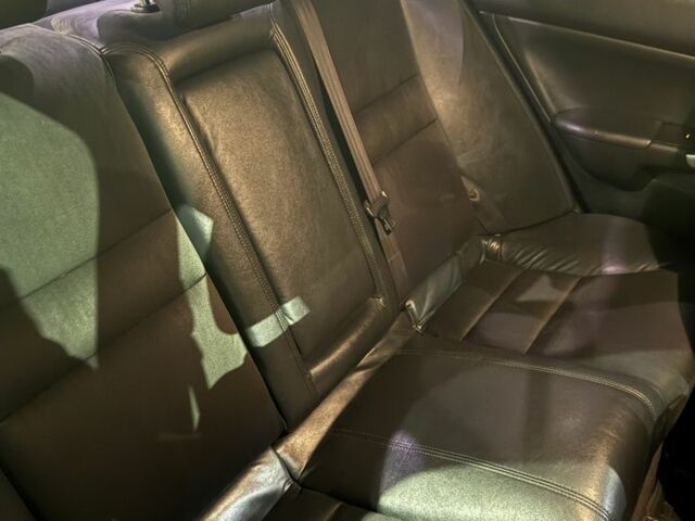 Чорний Хонда Аккорд, об'ємом двигуна 2.4 л та пробігом 303 тис. км за 6900 $, фото 16 на Automoto.ua