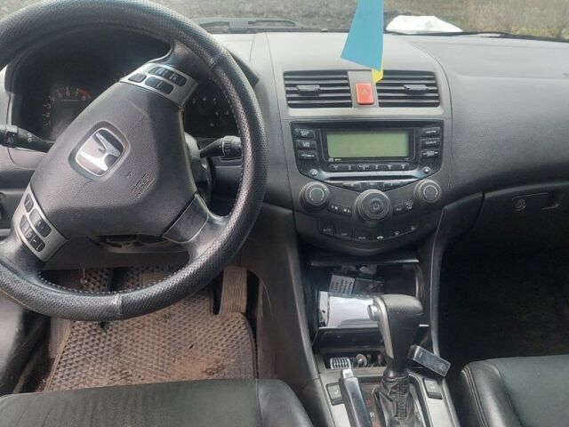 Чорний Хонда Аккорд, об'ємом двигуна 0 л та пробігом 260 тис. км за 4966 $, фото 6 на Automoto.ua