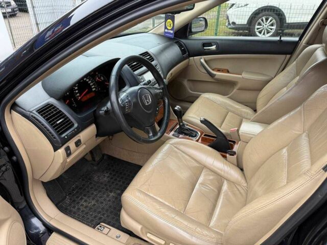 Черный Хонда Аккорд, объемом двигателя 2 л и пробегом 268 тыс. км за 7500 $, фото 9 на Automoto.ua