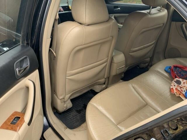 Черный Хонда Аккорд, объемом двигателя 2.4 л и пробегом 221 тыс. км за 7200 $, фото 5 на Automoto.ua