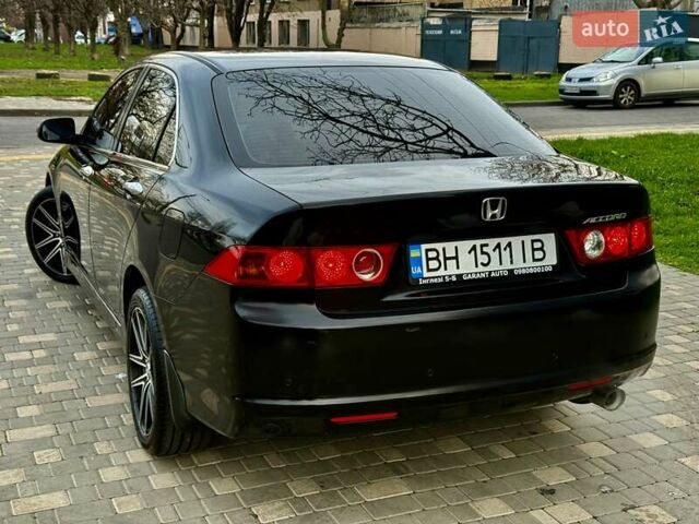 Черный Хонда Аккорд, объемом двигателя 2 л и пробегом 232 тыс. км за 5400 $, фото 30 на Automoto.ua
