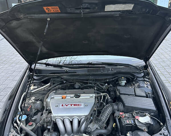 Черный Хонда Аккорд, объемом двигателя 2.4 л и пробегом 195 тыс. км за 8500 $, фото 9 на Automoto.ua