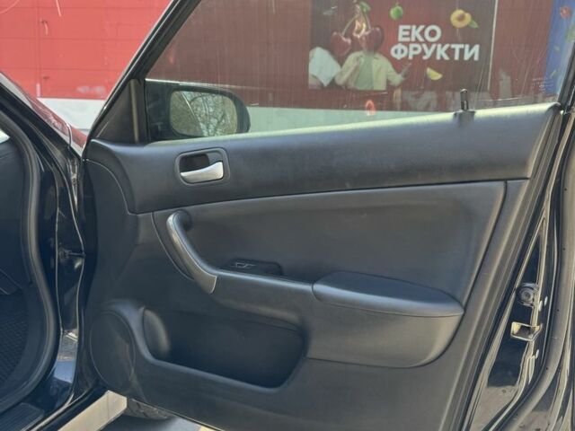 Чорний Хонда Аккорд, об'ємом двигуна 2 л та пробігом 317 тис. км за 6700 $, фото 13 на Automoto.ua