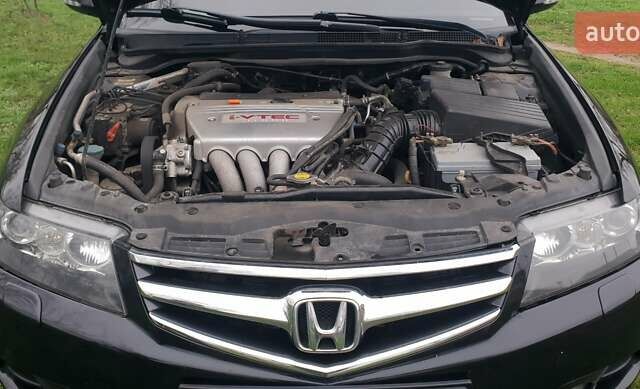 Черный Хонда Аккорд, объемом двигателя 2.4 л и пробегом 220 тыс. км за 6500 $, фото 15 на Automoto.ua