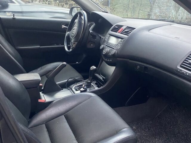 Черный Хонда Аккорд, объемом двигателя 2 л и пробегом 170 тыс. км за 2500 $, фото 3 на Automoto.ua