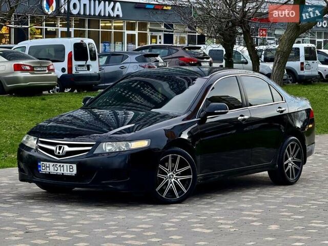 Черный Хонда Аккорд, объемом двигателя 2 л и пробегом 232 тыс. км за 5400 $, фото 14 на Automoto.ua