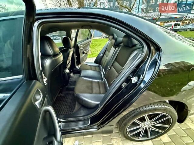 Черный Хонда Аккорд, объемом двигателя 2 л и пробегом 232 тыс. км за 5400 $, фото 60 на Automoto.ua