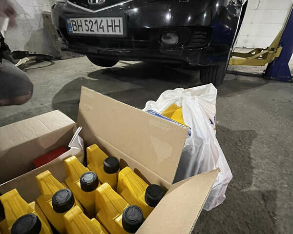 Черный Хонда Аккорд, объемом двигателя 2.4 л и пробегом 151 тыс. км за 7200 $, фото 34 на Automoto.ua