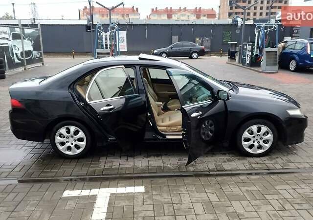 Черный Хонда Аккорд, объемом двигателя 2 л и пробегом 388 тыс. км за 5555 $, фото 10 на Automoto.ua