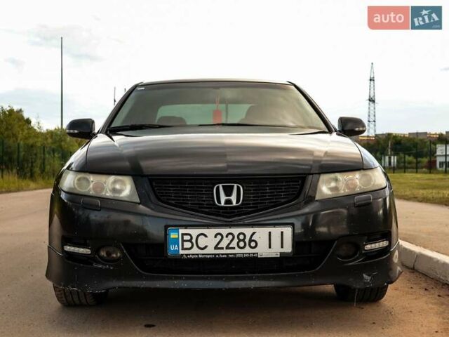 Черный Хонда Аккорд, объемом двигателя 2.4 л и пробегом 307 тыс. км за 5999 $, фото 2 на Automoto.ua