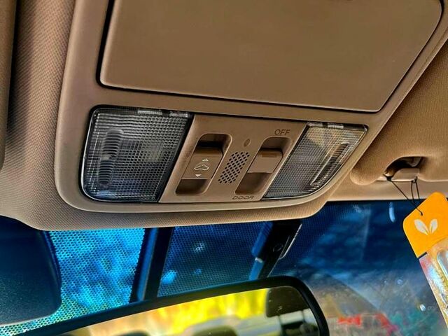 Черный Хонда Аккорд, объемом двигателя 2.4 л и пробегом 296 тыс. км за 5300 $, фото 6 на Automoto.ua