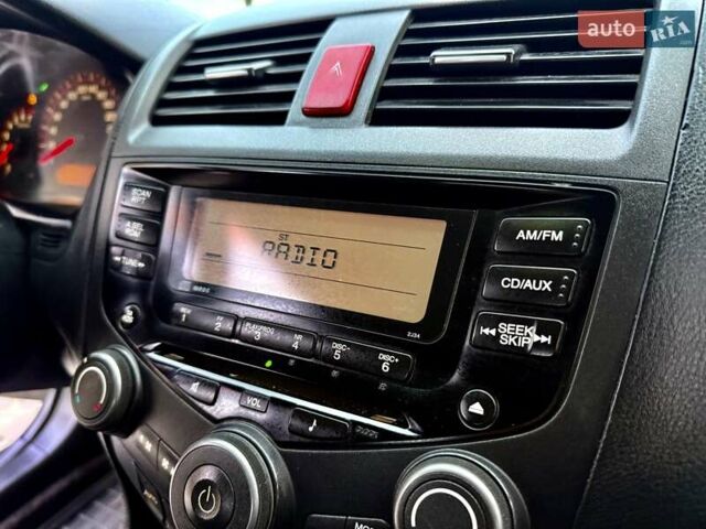 Черный Хонда Аккорд, объемом двигателя 2 л и пробегом 232 тыс. км за 5400 $, фото 54 на Automoto.ua