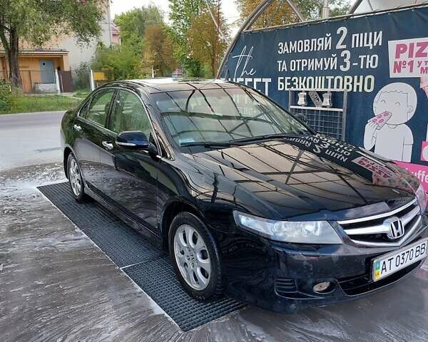 Чорний Хонда Аккорд, об'ємом двигуна 2 л та пробігом 260 тис. км за 7900 $, фото 1 на Automoto.ua
