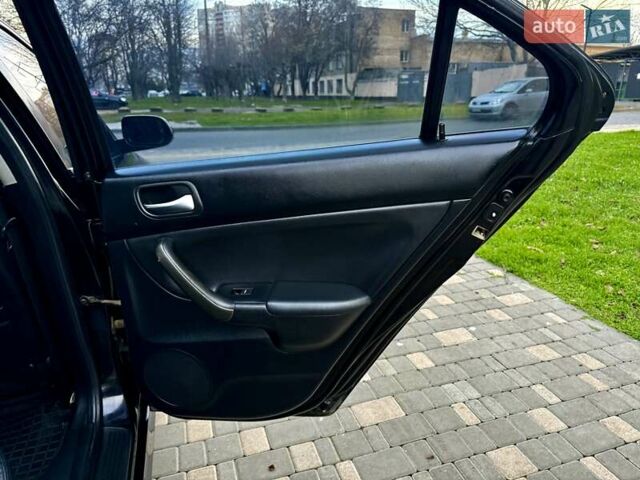 Черный Хонда Аккорд, объемом двигателя 2 л и пробегом 232 тыс. км за 5400 $, фото 62 на Automoto.ua