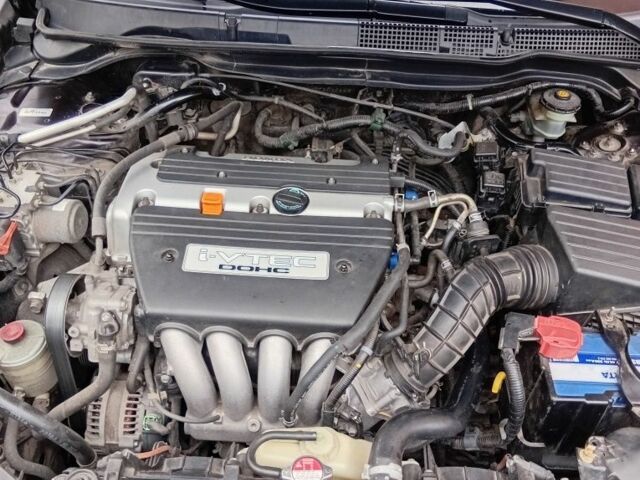 Черный Хонда Аккорд, объемом двигателя 2 л и пробегом 227 тыс. км за 6500 $, фото 6 на Automoto.ua