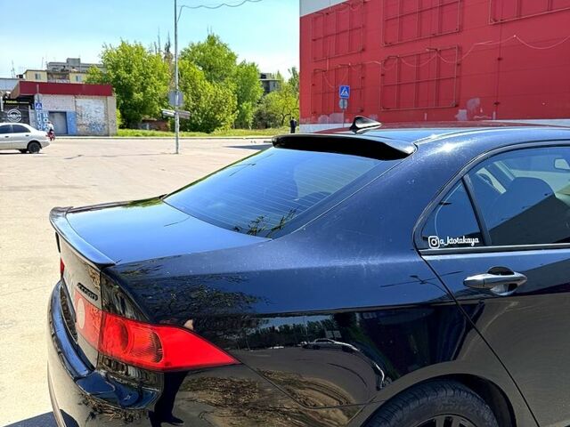 Черный Хонда Аккорд, объемом двигателя 2 л и пробегом 317 тыс. км за 6800 $, фото 5 на Automoto.ua