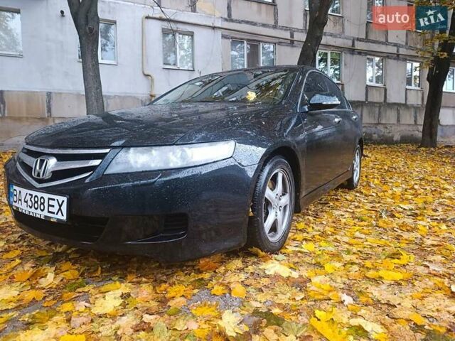 Черный Хонда Аккорд, объемом двигателя 2 л и пробегом 227 тыс. км за 5600 $, фото 13 на Automoto.ua