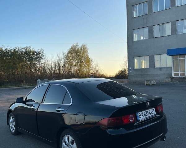 Чорний Хонда Аккорд, об'ємом двигуна 2 л та пробігом 220 тис. км за 6999 $, фото 4 на Automoto.ua