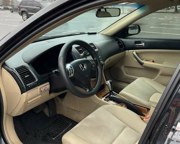 Чорний Хонда Аккорд, об'ємом двигуна 2 л та пробігом 322 тис. км за 6999 $, фото 8 на Automoto.ua