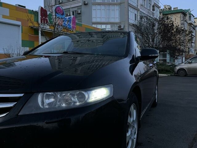 Черный Хонда Аккорд, объемом двигателя 2 л и пробегом 330 тыс. км за 5600 $, фото 10 на Automoto.ua
